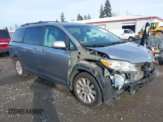 2011 Toyota Sienna XLE with VIN 5TDDK3DC9BS019003, listed as a IAAI auction lot 41359834 with 1 mi miles. Bid and sale history available at carsss.com. Image 1.
