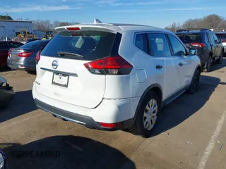 2017 Nissan Rogue SV with VIN KNMAT2MT9HP560033, listed as a IAAI auction lot 41396661 with 200,717 mi miles. Bid and sale history available at carsss.com. Image 4.