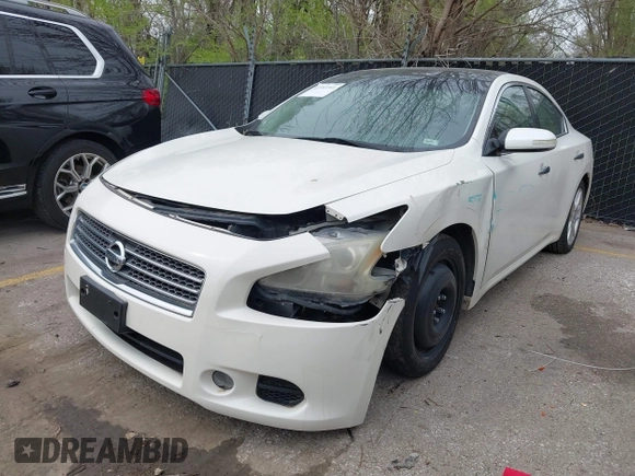 2009 Nissan Maxima SV with VIN 1N4AA51E29C820235, listed as a IAAI auction lot 41993341 with 257,741 mi miles and . Bid and sale history available at DreamBid. Image 6.
