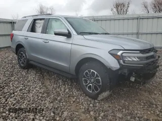 2024 Ford Expedition XLT with VIN 1FMJU1J82REA38554, listed as a Copart auction lot 47930445 with 0 mi miles and Salvage Title. Bid and sale history available at carsss.com. Image 4.