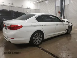 2018 BMW 5 Series 530i xDrive with VIN WBAJA7C50JWA72008, listed as a Copart auction lot 84822624 with Not Provided miles and Salvage Title. Bid and sale history available at carsss.com. Image 3.
