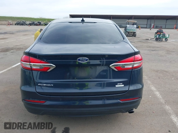 2020 Ford Fusion SE with VIN 3FA6P0HD3LR221714, listed as a IAAI auction lot 41654905 with 95,733 mi miles. Bid and sale history available at carsss.com. Image 16.