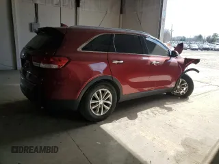 2017 Kia Sorento LX with VIN 5XYPGDA35HG322875, listed as a Copart auction lot 47212005 with Not Provided miles and Salvage Title. Bid and sale history available at DreamBid. Image 3.