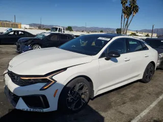 2025 Kia K5 GT-Line with VIN KNAG64J75S5304637, listed as a Copart auction lot 47424955 with 4,823 mi miles and Salvage Title. Bid and sale history available at carsss.com. Image 1.