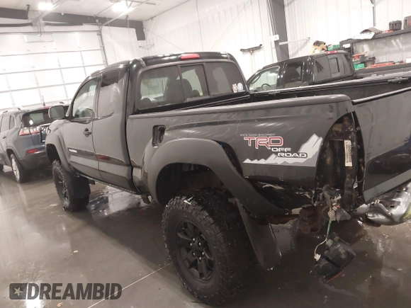 2008 Toyota Tacoma with VIN 5TEUU42N48Z559164, listed as a IAAI auction lot 41609248 with 145,611 mi miles and . Bid and sale history available at DreamBid. Image 15.