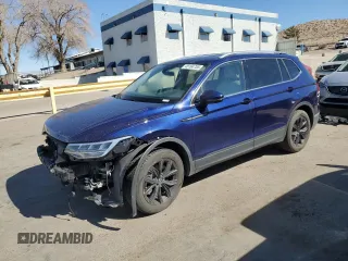 2024 Volkswagen Tiguan SE with VIN 3VV2B7AX8RM178709, listed as a Copart auction lot 45104755 with 27,445 mi miles and Salvage title. Bid and sale history available at DreamBid. Image 1.