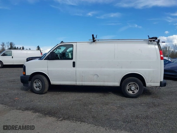 2017 Chevrolet Express Cargo Van with VIN 1GCWGAFF0H1109989, listed as a IAAI auction lot 41868532 with 264,822 mi miles. Bid and sale history available at carsss.com. Image 14.