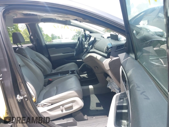 2018 Honda Odyssey Elite with VIN 5FNRL6H95JB087952, listed as a IAAI auction lot 42579817 with 96,577 mi miles and . Bid and sale history available at DreamBid. Image 5.