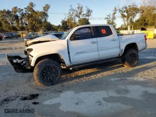 2017 Toyota Tacoma Limited with VIN 5TFEZ5CN3HX050393, listed as a Copart auction lot 87256004 with 158,096 mi miles and Salvage Title. Bid and sale history available at carsss.com. Image 1.