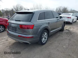 2017 Audi Q7 Premium Plus with VIN WA1LAAF76HD042448, listed as a IAAI auction lot 42030033 with 97,540 mi miles. Bid and sale history available at carsss.com. Image 4.