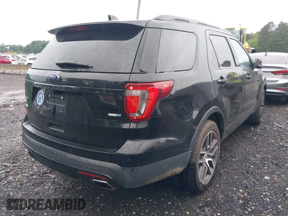 2016 Ford Explorer Sport z VIN 1FM5K8GT5GGD08812, wystawiony jako IAAI lot #42605247 z przebiegiem 89 606 mil mil oraz . Historia ofert i sprzedaży dostępna na DreamBid. Obrazek 4.