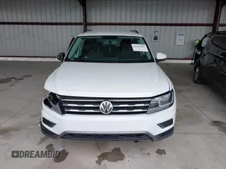2020 Volkswagen Tiguan S z VIN 3VV1B7AX1LM110352, wystawiony jako IAAI lot #42224581 z przebiegiem 60 597 mil mil oraz . Historia ofert i sprzedaży dostępna na DreamBid. Obrazek 13.