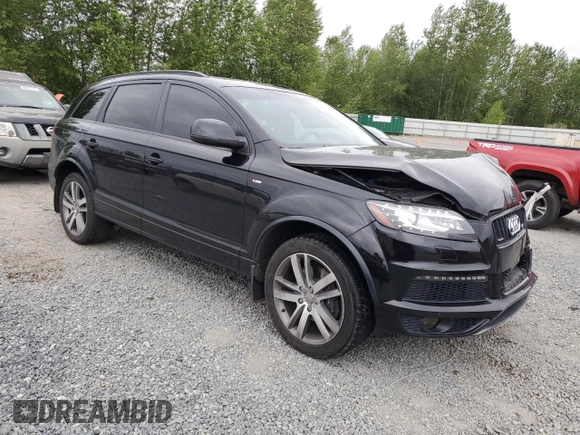 2014 Audi Q7 Prestige with VIN WA1WMAFE9ED013931, listed as a Copart auction lot 56900345 with 109,355 mi miles and Salvage title. Bid and sale history available at DreamBid. Image 4.