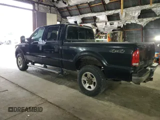 2005 Ford F-350 XL z VIN 1FTWW31P05EC99103, wystawiony jako Copart lot #61751405 z przebiegiem 111 475 mil mil oraz Czysty tytuł • Clean title. Historia ofert i sprzedaży dostępna na DreamBid. Obrazek 2.