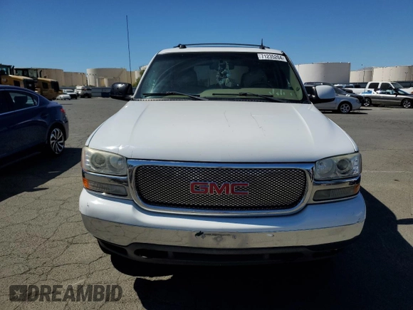 2004 GMC Yukon SLE with VIN 1GKEK13T54J168734, listed as a Copart auction lot 71235204 with 174,429 mi miles and Salvage Title. Bid and sale history available at carsss.com. Image 5.