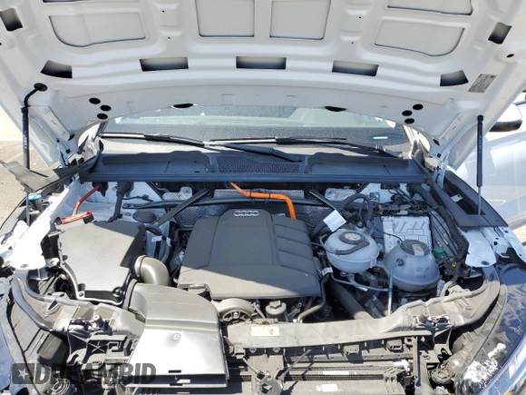 2024 Audi Q5 S line Premium Plus with VIN WA1E2AFY7R2077320, listed as a Copart auction lot 56763335 with 10,650 mi miles and Salvage title. Bid and sale history available at DreamBid. Image 11.