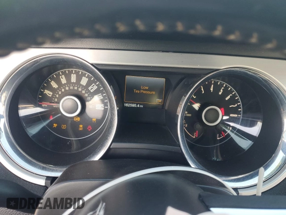 2014 Ford Mustang V6 with VIN 1ZVBP8AM2E5264414, listed as a Copart auction lot 51498755 with 162,595 mi miles and Salvage Title. Bid and sale history available at carsss.com. Image 9.