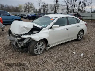 2014 Nissan Altima 2.5 S with VIN 1N4AL3AP4EC189093, listed as a Copart auction lot 53450495 with 84,673 mi miles and Salvage Title. Bid and sale history available at carsss.com. Image 1.