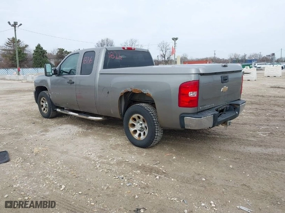 2008 Chevrolet Silverado 1500 Work Truck with VIN 1GCEC19X08Z236724, listed as a IAAI auction lot 41831826 with 133,888 mi miles. Bid and sale history available at carsss.com. Image 3.