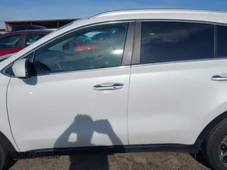 2017 Kia Sportage EX z VIN KNDPNCAC2H7283501, wystawiony jako IAAI lot #42268933 z przebiegiem 137 503 mil mil oraz . Historia ofert i sprzedaży dostępna na DreamBid. Obrazek 14.