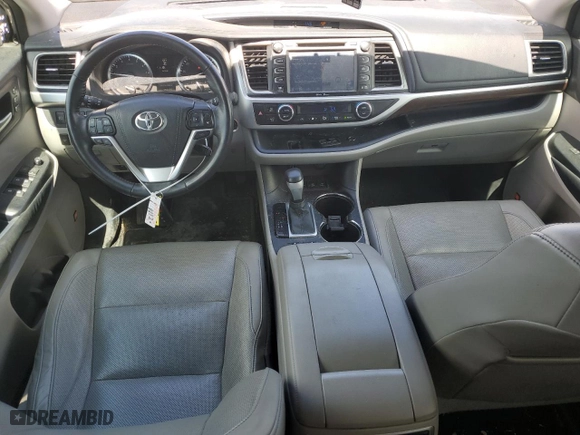 2015 Toyota Highlander Limited with VIN 5TDDKRFH0FS180633, listed as a Copart auction lot 53425435 with 152,556 mi miles and Salvage Title. Bid and sale history available at carsss.com. Image 8.