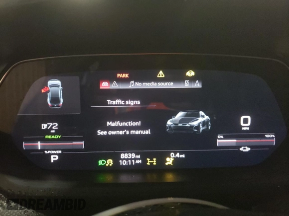 2023 Audi e-tron GT Premium Plus z VIN WAUCJBFW4P7000809, wystawiony jako Copart lot #41245544 z przebiegiem 8 839 mil mil oraz . Historia ofert i sprzedaży dostępna na DreamBid. Obrazek 9.
