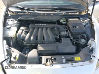 2006 Volvo S40 2.4L with VIN YV1MS390062206586, listed as a IAAI auction lot 41637405 with 90,789 mi miles. Bid and sale history available at carsss.com. Image 10.