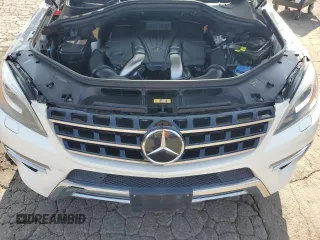 2013 Mercedes-Benz M 550 with VIN 4JGDA7DB8DA198390, listed as a Copart auction lot 62422525 with 121,954 mi miles and Clean title. Bid and sale history available at DreamBid. Image 12.