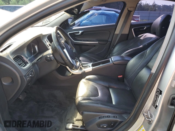 2017 Volvo S60 Inscription с VIN LYV402TKXHB141621, выставлен на аукционе Copart как лот 66577954 с пробегом 89 438 миль миль и Списание • Salvage title. История ставок и продаж доступна на DreamBid. Изображение 7.