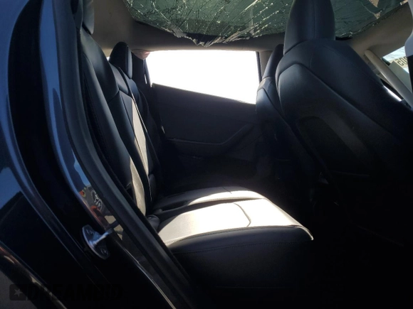 2024 Tesla Model Y Long Range with VIN 7SAYGDEE1RA245642, listed as a Copart auction lot 55490385 with Not provided miles and Salvage title. Bid and sale history available at DreamBid. Image 11.