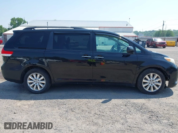 2011 Toyota Sienna XLE с VIN 5TDDK3DC7BS014835, выставлен на аукционе IAAI как лот 42433053 с пробегом 291 762 миль миль и . История ставок и продаж доступна на DreamBid. Изображение 13.