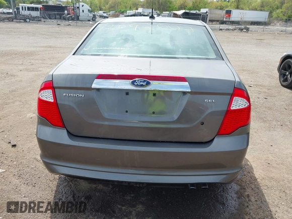 2012 Ford Fusion SEL with VIN 3FAHP0JA4CR390200, listed as a IAAI auction lot 42092002 with 180,839 mi miles and . Bid and sale history available at carsss.com. Image 16.