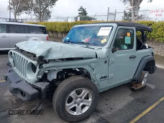 2023 Jeep Wrangler Willys z VIN 1C4HJXAG0PW600660, wystawiony jako IAAI lot #41713238 z przebiegiem 43 717 mil mil oraz . Historia ofert i sprzedaży dostępna na DreamBid. Obrazek 6.