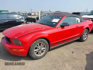 2005 Ford Mustang Deluxe with VIN 1ZVFT84N055191982, listed as a IAAI auction lot 41928428 with 94,495 mi miles. Bid and sale history available at carsss.com. Image 17.