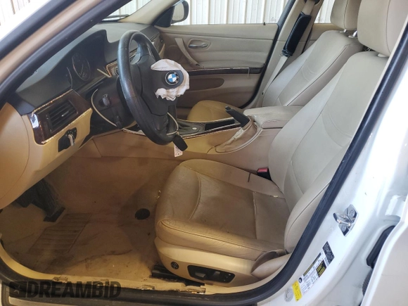 2009 BMW 3 Series 328i xDrive with VIN WBAPK53509A513654, listed as a Copart auction lot 64696745 with 120,230 mi miles and Salvage title. Bid and sale history available at DreamBid. Image 7.
