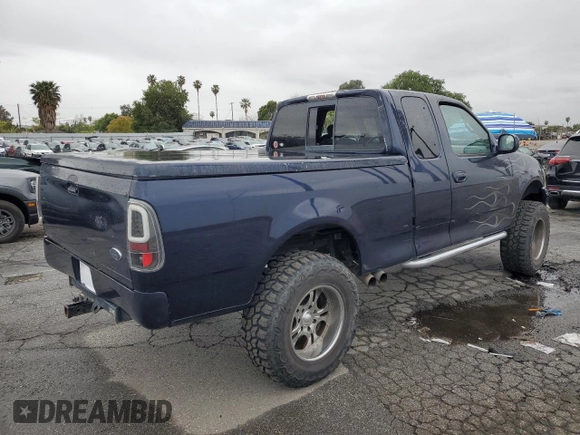 2002 Ford F-150 с VIN 1FTPX17L02NA71656, выставлен на аукционе Copart как лот 49182185 с пробегом 49 745 миль миль и Списание • Salvage title. История ставок и продаж доступна на DreamBid. Изображение 3.