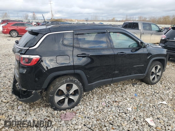 2018 Jeep Compass Latitude z VIN 3C4NJDBB9JT232917, wystawiony jako Copart lot #79050354 z przebiegiem 79 885 mil mil oraz Czysty tytuł • Clean title. Historia ofert i sprzedaży dostępna na DreamBid. Obrazek 3.