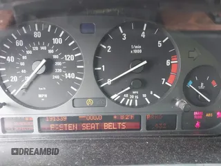 1997 BMW 5 Series 540i z VIN WBADE6327VBW50066, wystawiony jako IAAI lot #42149896 z przebiegiem 191 339 mil mil oraz . Historia ofert i sprzedaży dostępna na DreamBid. Obrazek 7.