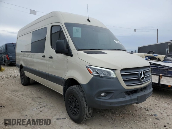 2021 Mercedes-Benz Sprinter with VIN W1Y4ECVY0MT080290, listed as a Copart auction lot 87269454 with 30,092 mi miles and Salvage Title. Bid and sale history available at DreamBid. Image 4.