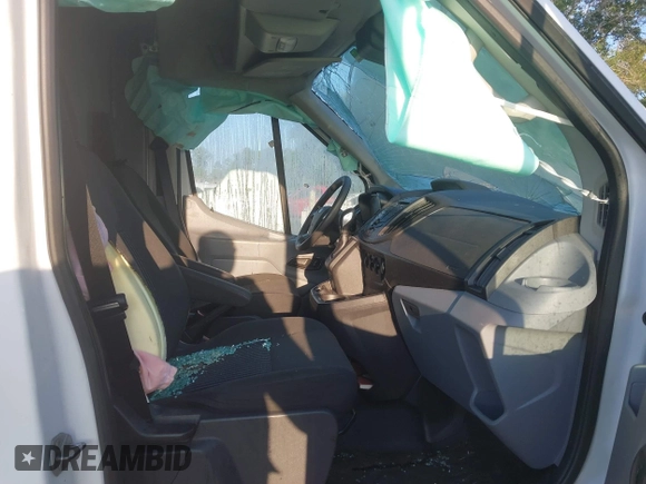 2019 Ford Transit with VIN 1FTYR2CM5KKA87758, listed as a IAAI auction lot 41878097 with 95,710 mi miles. Bid and sale history available at carsss.com. Image 5.