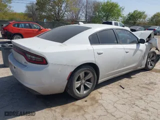 2016 Dodge Charger SXT with VIN 2C3CDXHG0GH332848, listed as a IAAI auction lot 41820072 with 123,626 mi miles. Bid and sale history available at carsss.com. Image 4.