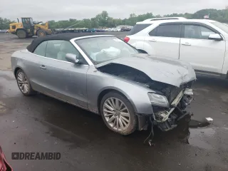 2010 Audi A5 Premium Plus z VIN WAULFAFHXAN021616, wystawiony jako Copart lot #60869125 z przebiegiem Nie podano mil oraz Szkoda całkowita • Salvage title. Historia ofert i sprzedaży dostępna na DreamBid. Obrazek 4.