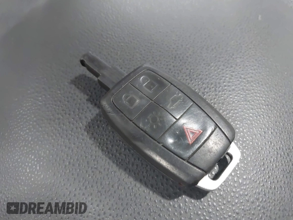2011 Volvo C30 with VIN YV1672MK3B2193484, listed as a IAAI auction lot 41937304 with 188,295 mi miles and . Bid and sale history available at DreamBid. Image 11.
