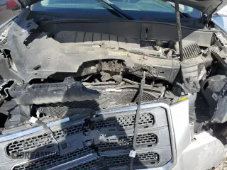 2014 GMC Acadia SLT z VIN 1GKKRRKD5EJ115511, wystawiony jako Copart lot #53663355 z przebiegiem 167 457 mil mil oraz Szkoda całkowita • Salvage title. Historia ofert i sprzedaży dostępna na DreamBid. Obrazek 11.