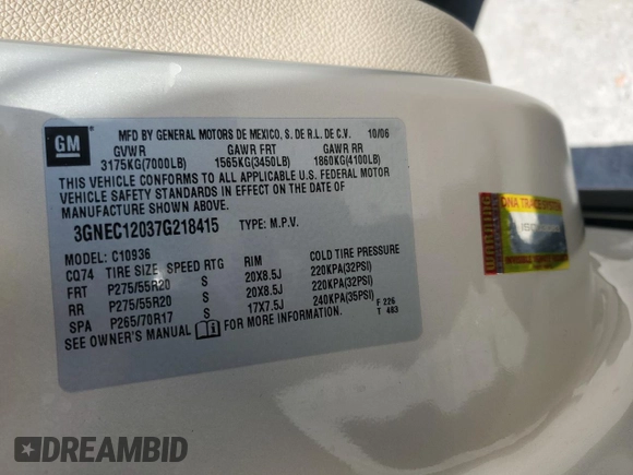 2007 Chevrolet Avalanche LTZ z VIN 3GNEC12037G218415, wystawiony jako Copart lot #61975825 z przebiegiem 86 519 mil mil oraz Szkoda całkowita • Salvage title. Historia ofert i sprzedaży dostępna na DreamBid. Obrazek 13.