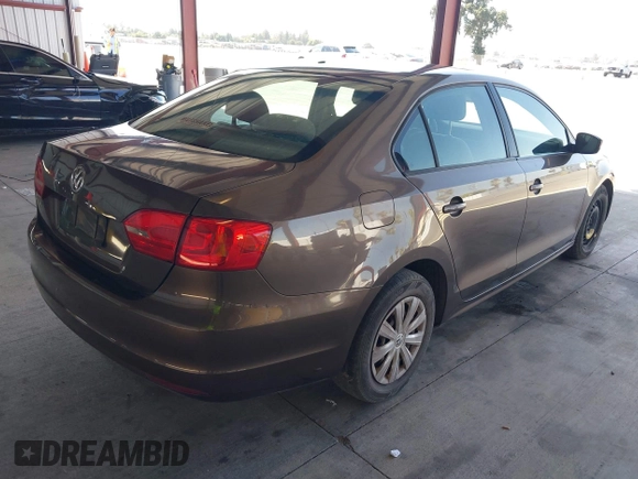 2012 Volkswagen Jetta S with VIN 3VW2K7AJ4CM368067, listed as a IAAI auction lot 42575014 with 322,318 mi miles and . Bid and sale history available at DreamBid. Image 4.