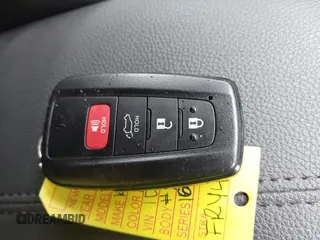 2021 Toyota RAV4 Hybrid XSE with VIN 2T3E6RFV4MW021009, listed as a IAAI auction lot 41940278 with 33,016 mi miles and . Bid and sale history available at DreamBid. Image 11.