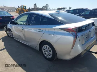 2018 Toyota Prius Two with VIN JTDKBRFU6J3068322, listed as a IAAI auction lot 42001483 with 57,597 mi miles. Bid and sale history available at carsss.com. Image 3.
