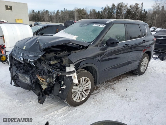 2024 Mitsubishi Outlander SE with VIN JA4J4VA82RZ629868, listed as a Copart auction lot 88014595 with 8,151 mi miles and Salvage Title. Bid and sale history available at carsss.com. Image 1.