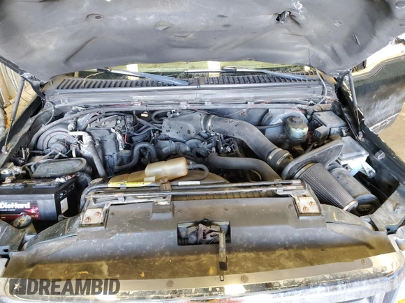 2001 Ford Super Duty F-250 XL with VIN 1FTNX21L81ED76472, listed as a Copart auction lot 46897535 with 124,250 mi miles and Salvage Title. Bid and sale history available at carsss.com. Image 12.